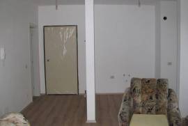 Apartament 1+1, Ali Demi, Πώληση