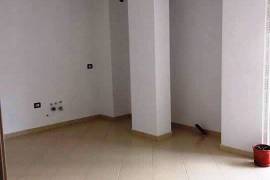 Apartament 1+1, Kinostudio, Vente