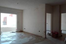 Shitet apartament 2+1 tek Kopshti Botanik, Sale