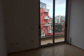 Shitet apartament 2+1 te Fresku, Shitje