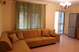 Apartament me qera, Qera