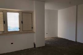 apartament 2+1 ne zonen e Freskut, Πώληση