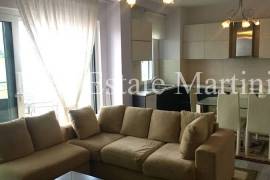 JEPET ME QERA APARTAMENTI 2+1 NE RRUGEN PETI, Location