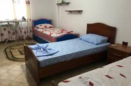 Jepet me qira apartament Komuna Parisit., Qera