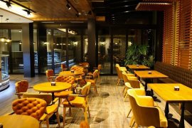 Cmim Okazion: Super Amb per Restorant , Qera
