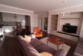 Jepet me Qera Apartament 123m2 2+1+2 me vend Parki, Ενοικίαση