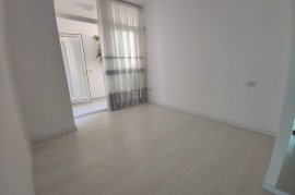 Shitet super apartament , Vente