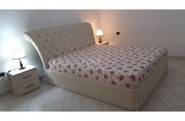 Tek kodra e diellit jepet me qira apartament 2+1 , Qera