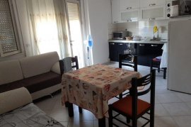 APARTAMENT 1+1 ME QIRA, ISH PARKU I AUTOBUSAVE , Miete