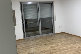 Apartament ne shitje prane Komunes se Parisit, Shitje