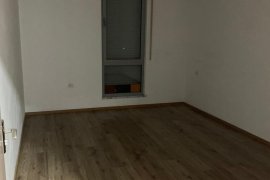 Apartament ne shitje prane Komunes se Parisit, Shitje