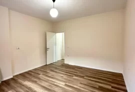 Apartament 1+1 ne shitje ish-Hipoteka Tirane, Πώληση