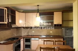 Qera, Apartament 1+1, Parku Autobuzave, 500 Euro, Ενοικίαση