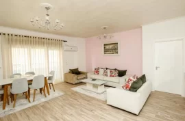  Japim me Qira Apartament 3+1+2,Qender,Tirane, Miete