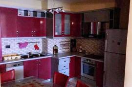 Apartament 2+1, Stacioni Trenit, Location