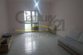 Apartament 3+1 prane Rruges Bardhyl, Sale