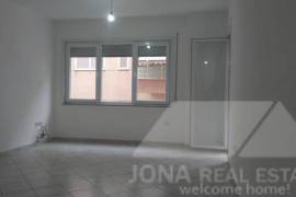 Apartament 1 + 1 me qera prane Liqenit te Thate, Qera