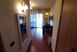 Shitet Apartament ne Bllok 1+1 79m2 144.500€ Me Hi, Shitje