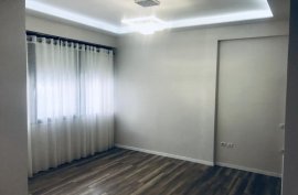 Shitet apartament 2+1 ne Fresk !, Πώληση