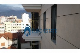 Tirane, shes apartament Luksi, 1+1, Kati 5, 73 m²,, Eladás