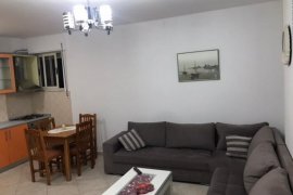 Jepet apartament me qira 2+1, tek rruga "Kava, Qera