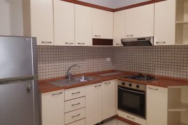 Jepet apartament me qira 1+1, Ενοικίαση