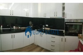 Tirane, shes apartament 2+1, 43.000 Euro (Fresku), Sale