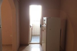 Jepet apartament me qira 2+1 tek myslym shyri, Huren