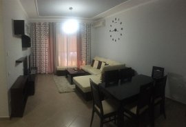 Jepet me qira apartamenti 1+1 me siperfaqe 80m2 ne, Ενοικίαση