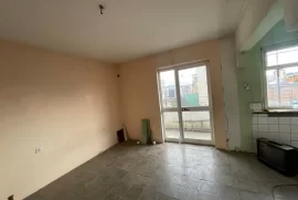 Apartament 2+1 ne shitje te “Pazari i Ri”, Venta