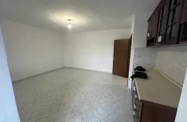 Shitet Apartament 1+1Blk, Ali Demi, 69000 Euro, Qera