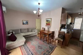 Qera, Apartament 2+1, Komuna Parisit , 450 Euro (I, Alquiler