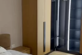 Shitet Apartament 2+1+2blk, Qender, 350,000 Euro, Shitje