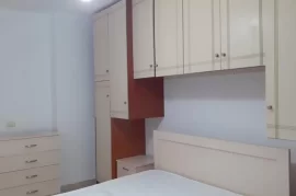 Qira, Apartament 1+1,Yzberisht, 300 Euro, Alquiler