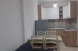 Qira, Apartament 1+1,Yzberisht, 300 Euro, Alquiler