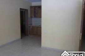 Apartament me qera