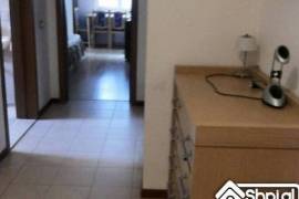 Jepet me qera Apartament 3+1 BLLOK