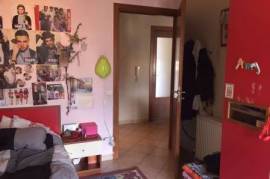 Shitet apartament 2+1 Prane Kompleksit Dinamo, Πώληση