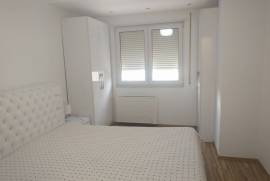 Jepet me qera apartament 2+1, Alquiler