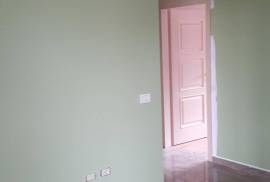 Apartament ne shitje, Sale