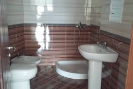 Jepet me qera apartament 2+1 ne rrugen "Fortu, Qera