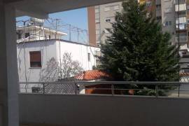 Amb Zyrash 165 m2 ne Don Bosko | PARKET , Qera