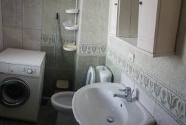 Apt 2+1+ Garazhd tek Rr. e Barrikadave , Qera