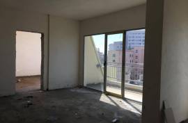 Shitet apartament 3+1 tek rruga "Muhamet Deli, Eladás