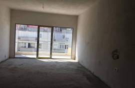 Shitet apartament 2+1 tek rruga "Muhamet Deli, Sale