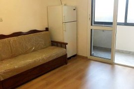 Apartament 2+1 (Pazari i Ri - Hoxha Tahsim) PARKET, Miete