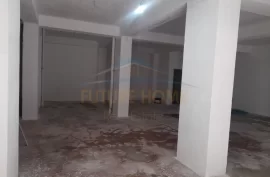 Qera Ambient Biznesi, Fresku, Tiranë. 330 € /Muaj , Location
