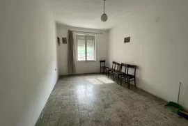 Apartament 2+1 në shitje te “Pallatet Agimi”, Verkauf