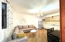 Qera, Apartament 1+1 Te Burgu, 400 Euro/Muaj, Ενοικίαση