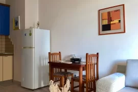 Apartament 1+1 me qira te Ish-Ekspozita 400 euro, Ενοικίαση